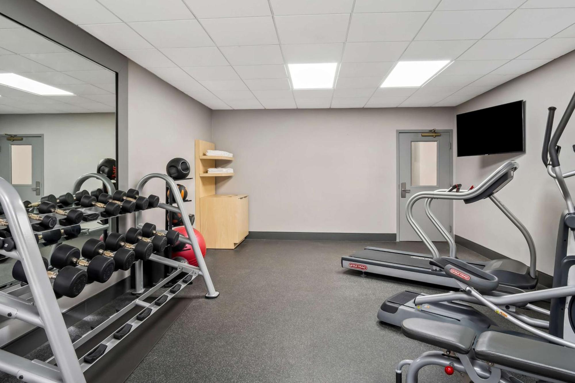 Surestay Plus Hotel By Best Western Stevensville St Joseph Bagian luar foto