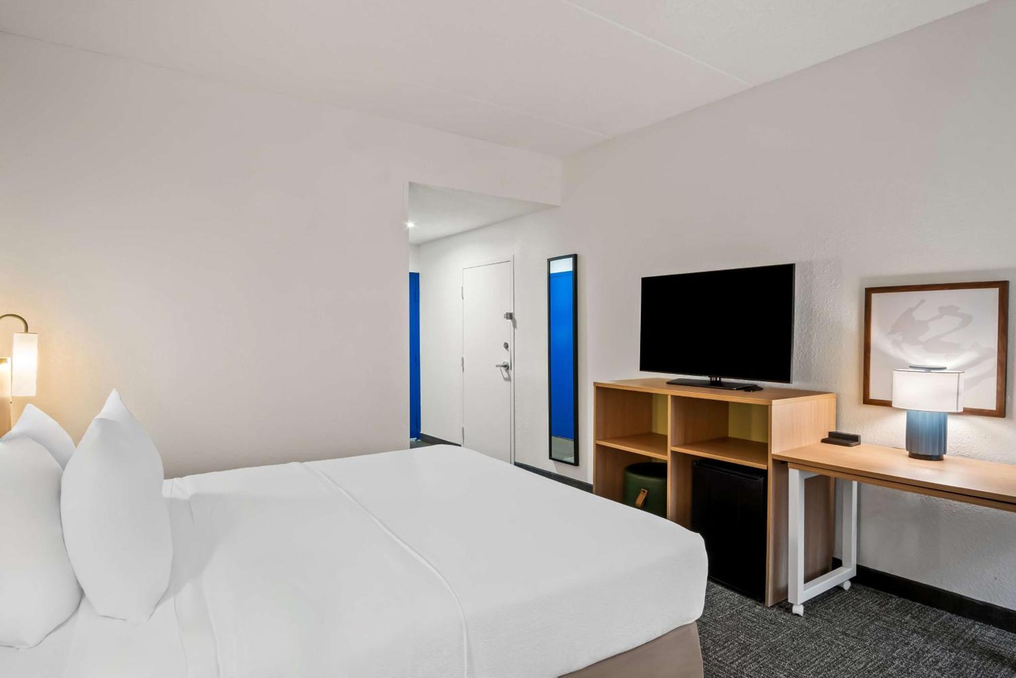 Surestay Plus Hotel By Best Western Stevensville St Joseph Bagian luar foto