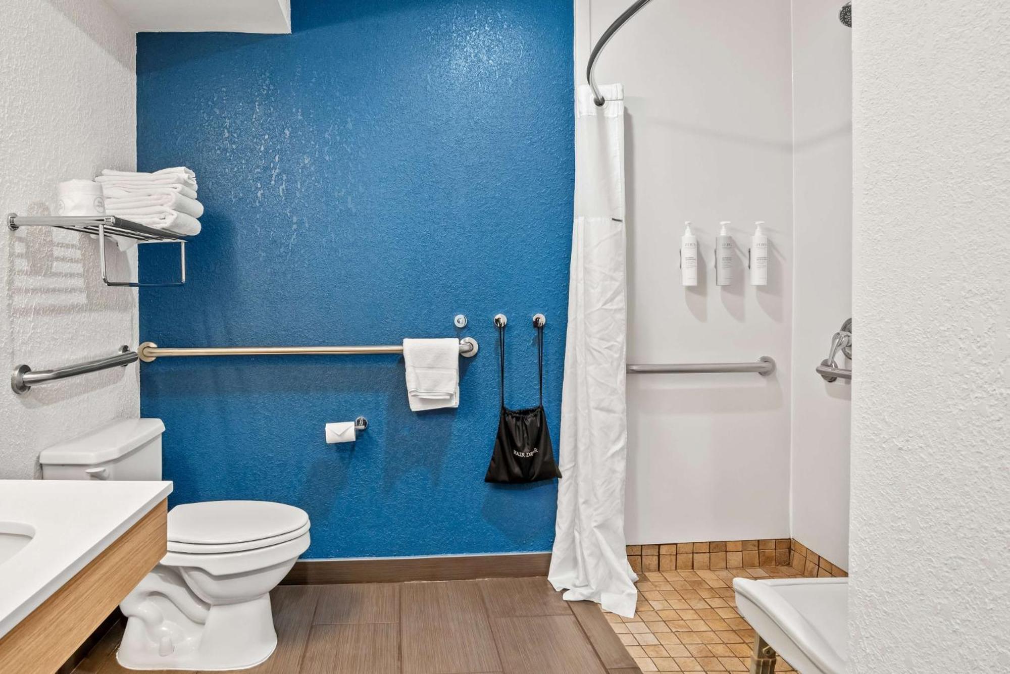 Surestay Plus Hotel By Best Western Stevensville St Joseph Bagian luar foto
