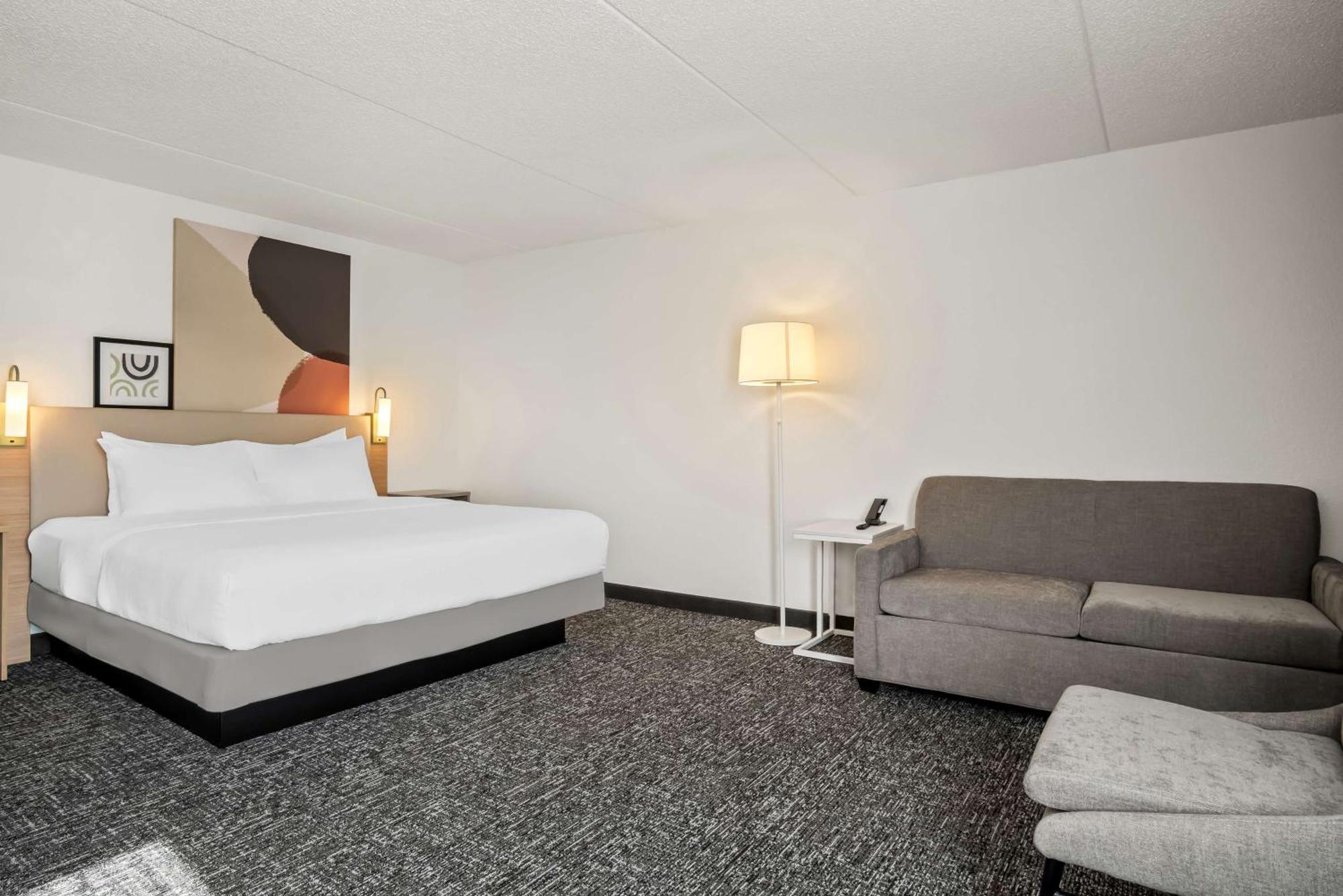 Surestay Plus Hotel By Best Western Stevensville St Joseph Bagian luar foto